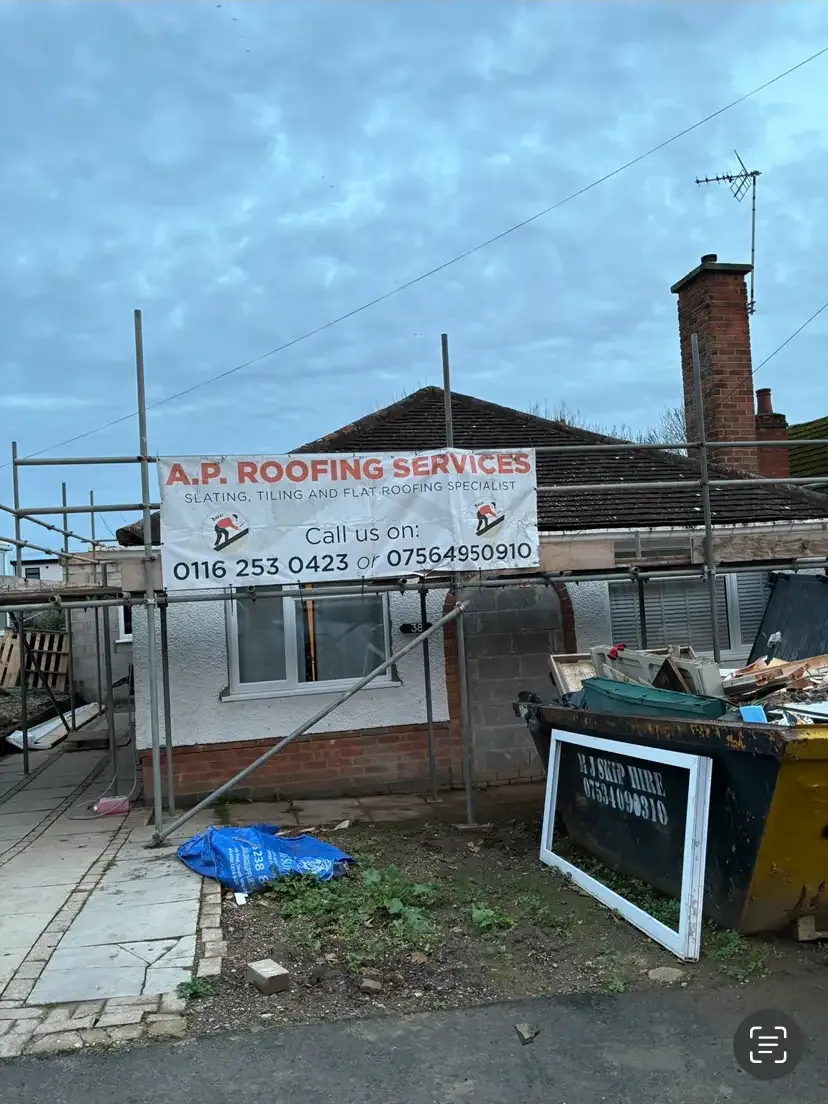 Slate roof detail, LE3