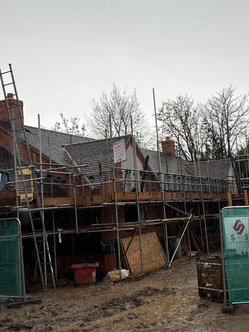 Conservation area re-roof, LE2